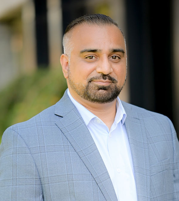 Zishan-Razzaq Zishan Razzaq